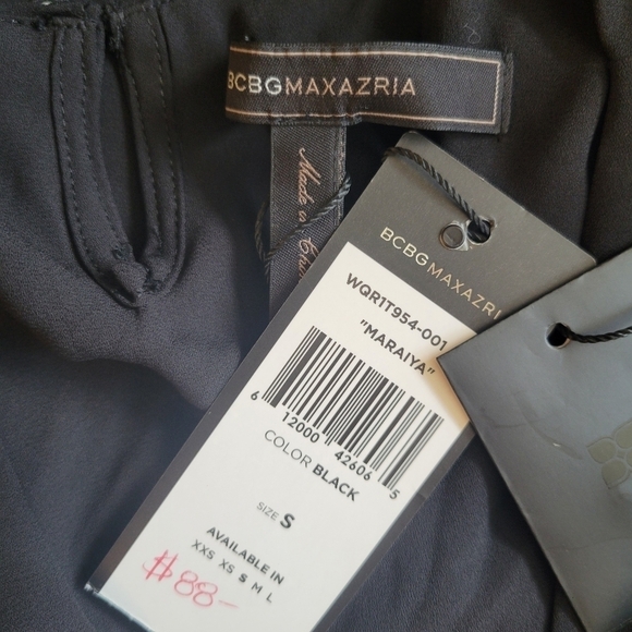 NWT BCBG Trapeze Black Chiffon Top Size Small - Picture 4 of 4